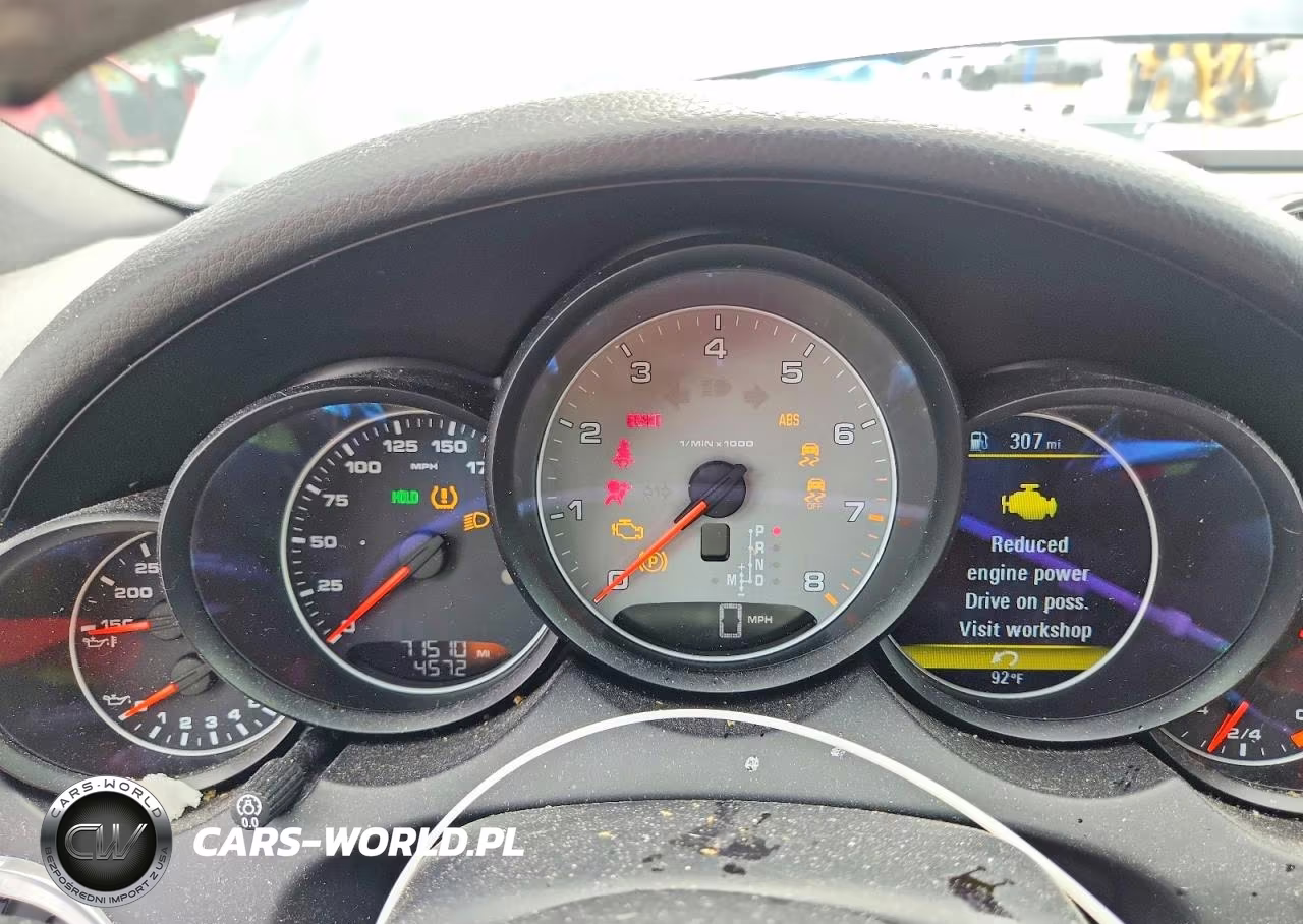 2016 Porsche Cayenne S VIN:WP1AB2A23GLA92819 - 9