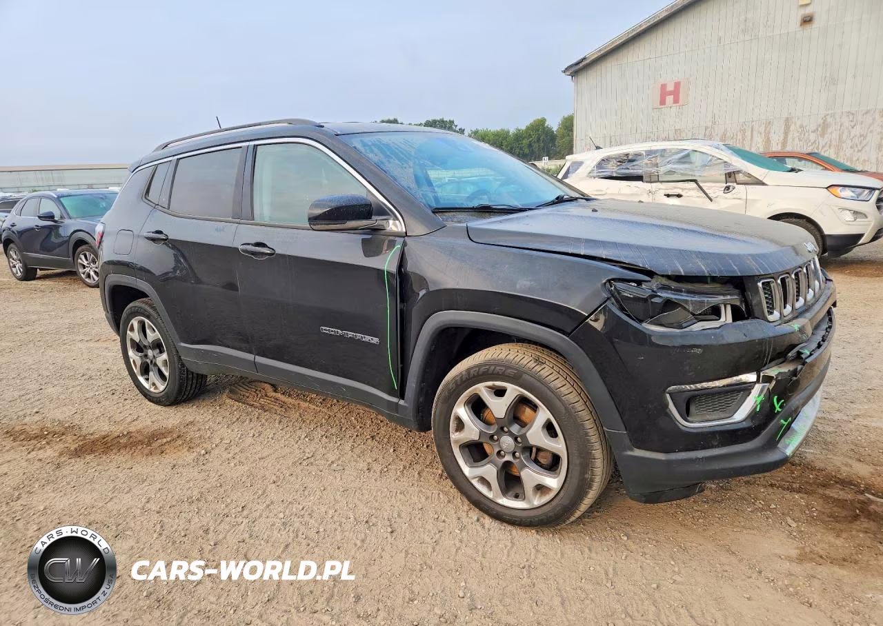 2018 Jeep Compass Limited VIN:3C4NJDCB4JT333586 - 4