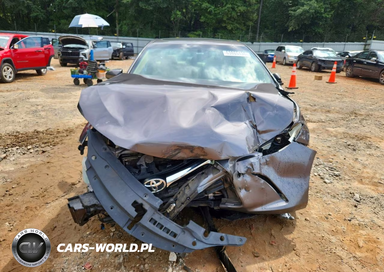 2016 Toyota Camry Xle VIN:4T1BF1FK7GU572414 - 5