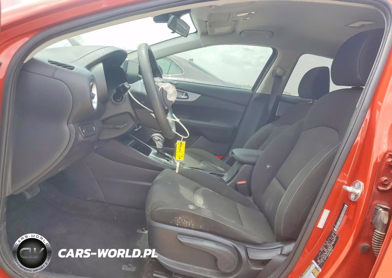 2023 Kia Forte Lxs VIN:3KPF24AD5PE680881 - 7