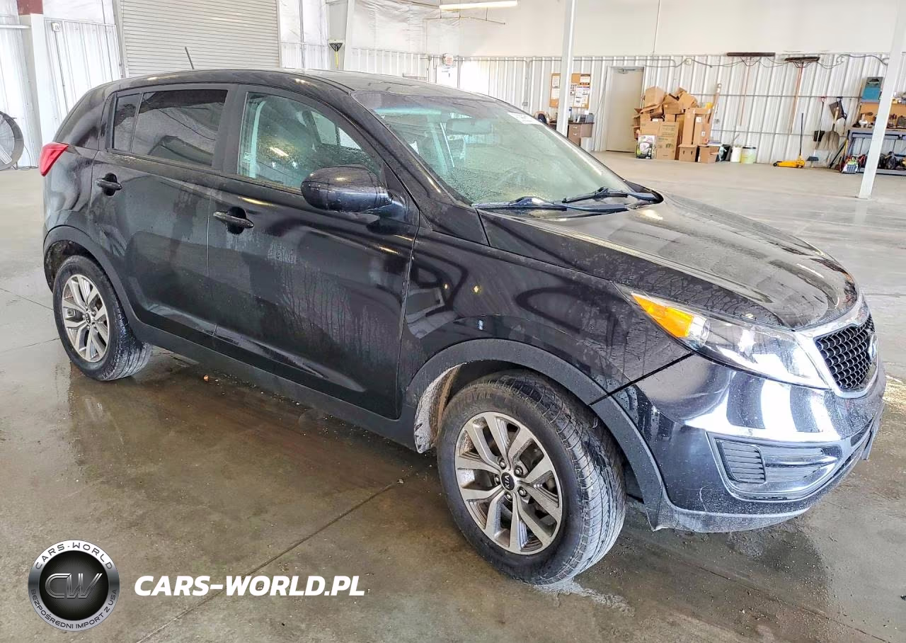 2015 Kia Sportage Lx VIN:KNDPB3ACXF7740304 - 4