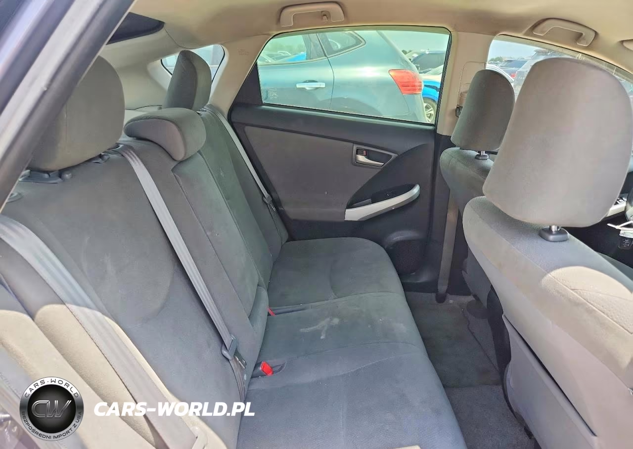 2012 Toyota Prius Two VIN:JTDKN3DU2C5377834 - 10