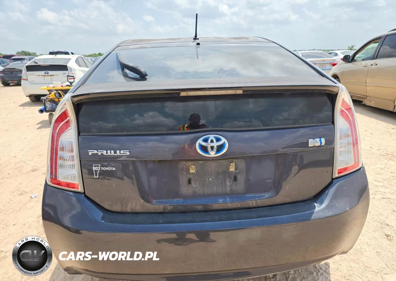 2012 Toyota Prius Two VIN:JTDKN3DU2C5377834 - 6