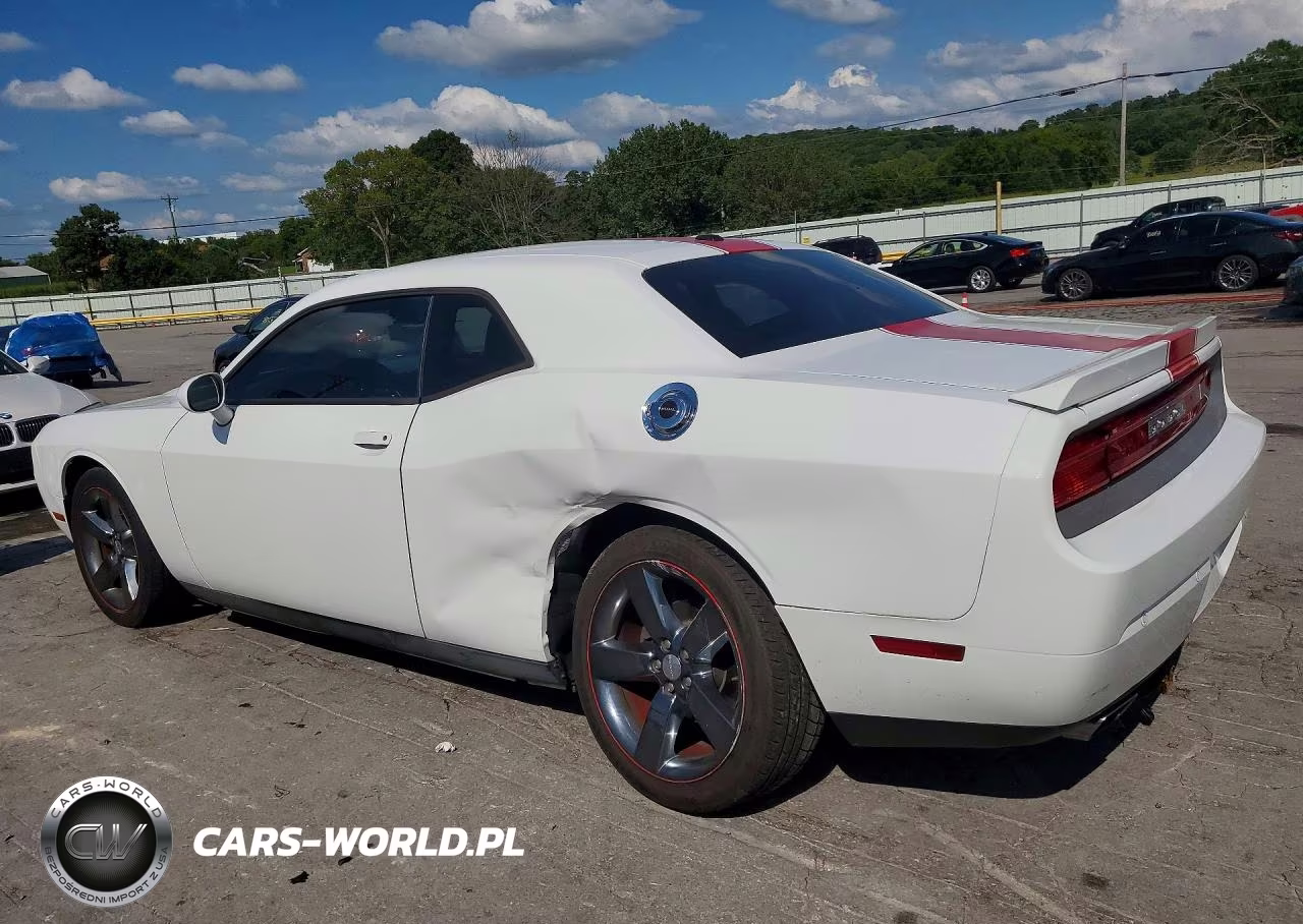 2013 Dodge Challenger Sxt VIN:2C3CDYAG8DH570054 - 2