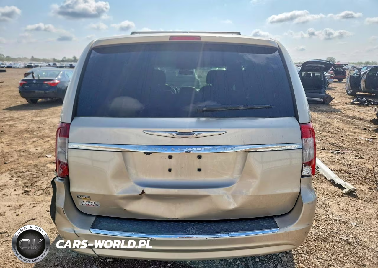2014 Chrysler Town & Country Touring VIN:2C4RC1BG8ER348155 - 6