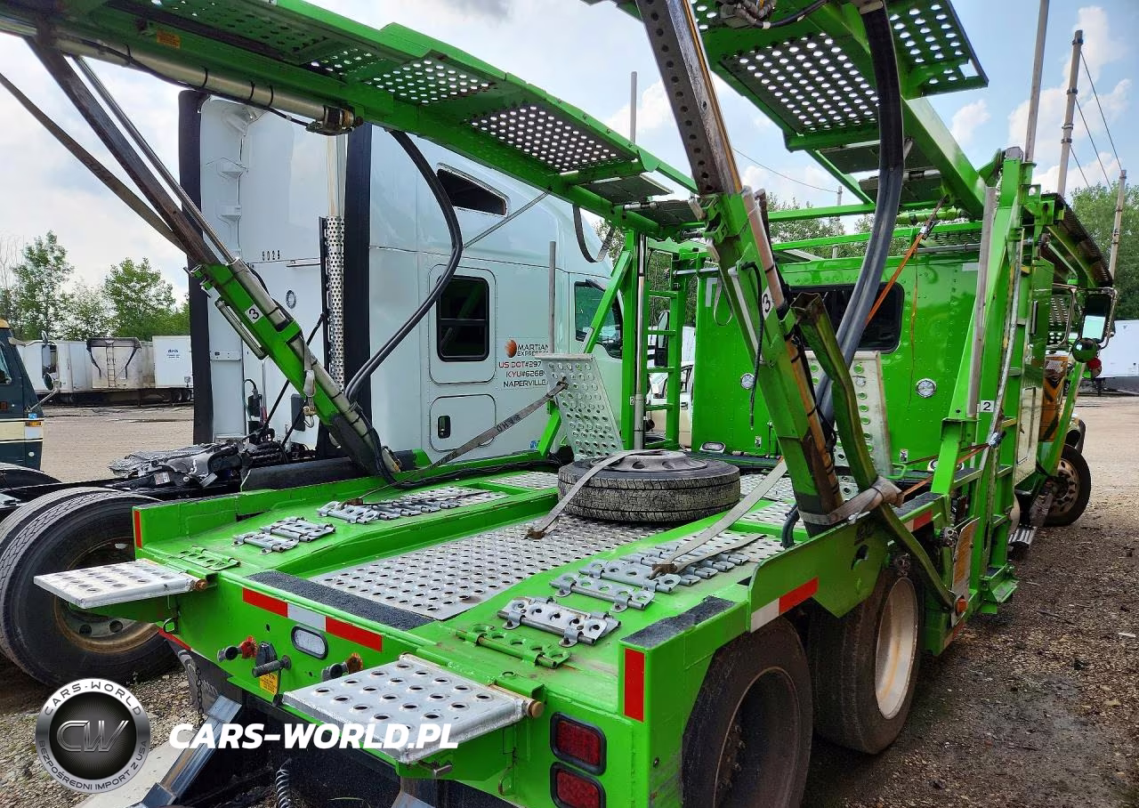 2024 Peterbilt 389 Car Hauler Truck VIN:1NPXL49XXRD685457 - 3