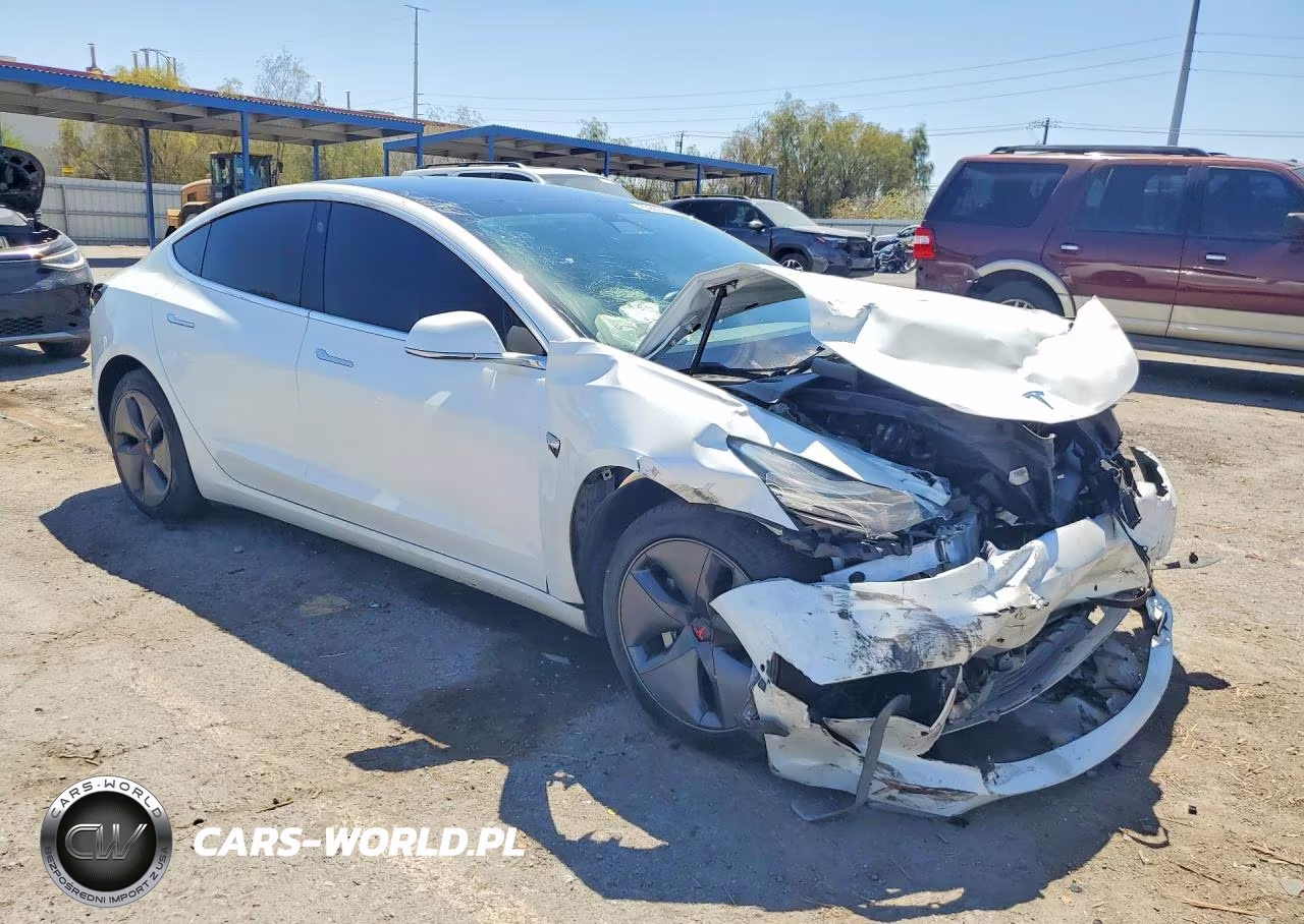 2019 Tesla Model 3 VIN:5YJ3E1EA9KF416588 - 4