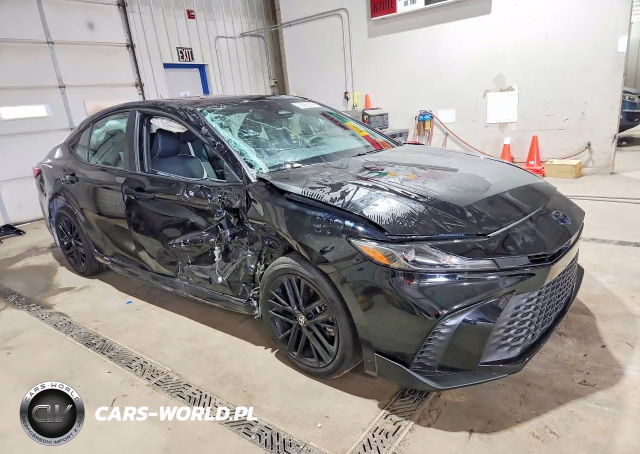 2026 Toyota Camry Se VIN:4T1DBADKXTU041693 - 4