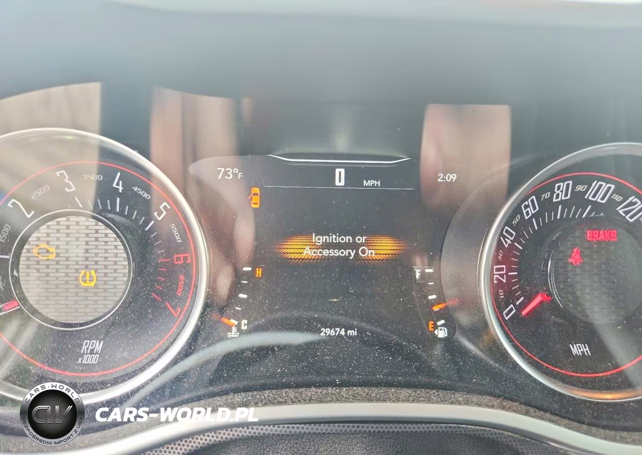 2017 Dodge Challenger R-T 392 VIN:2C3CDZFJXHH598292 - 9