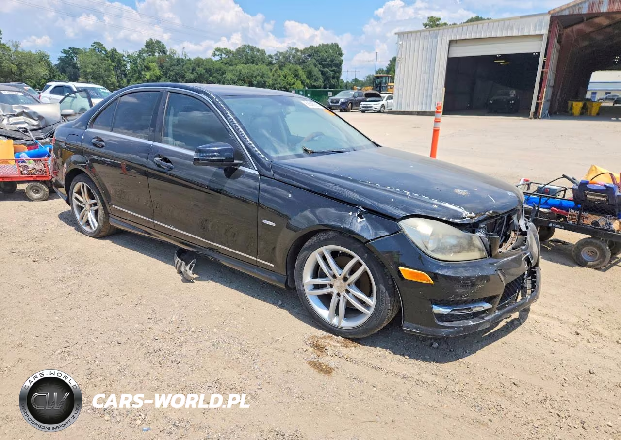 2012 Mercedes-Benz C 250 VIN:WDDGF4HB7CR220879 - 4