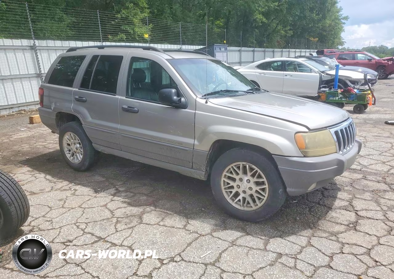 2002 Jeep Grand Cherokee Laredo VIN:1J4GW48NX2C202859 - 4