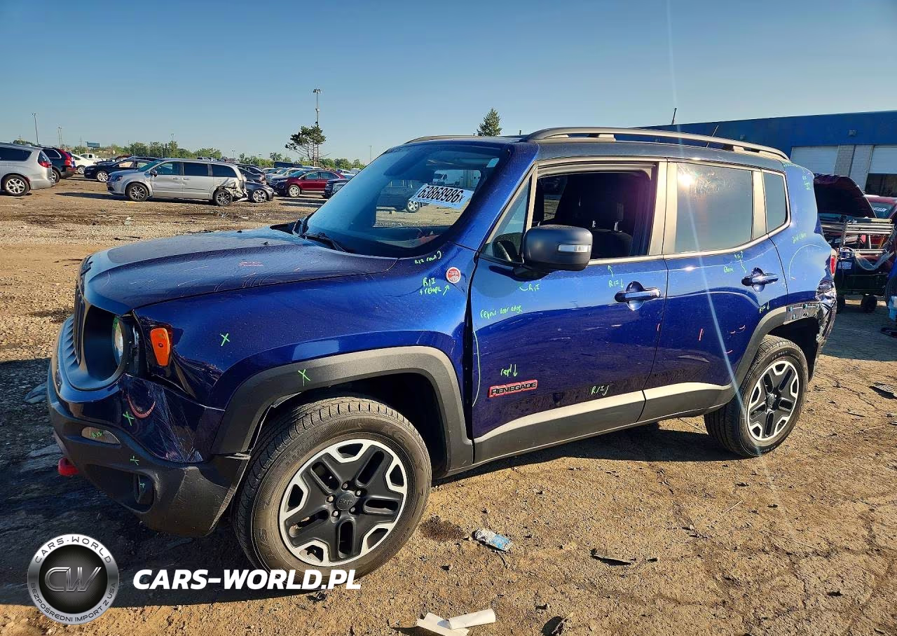 2016 Jeep Renegade Trailhawk – zdjęcie 1 z 12