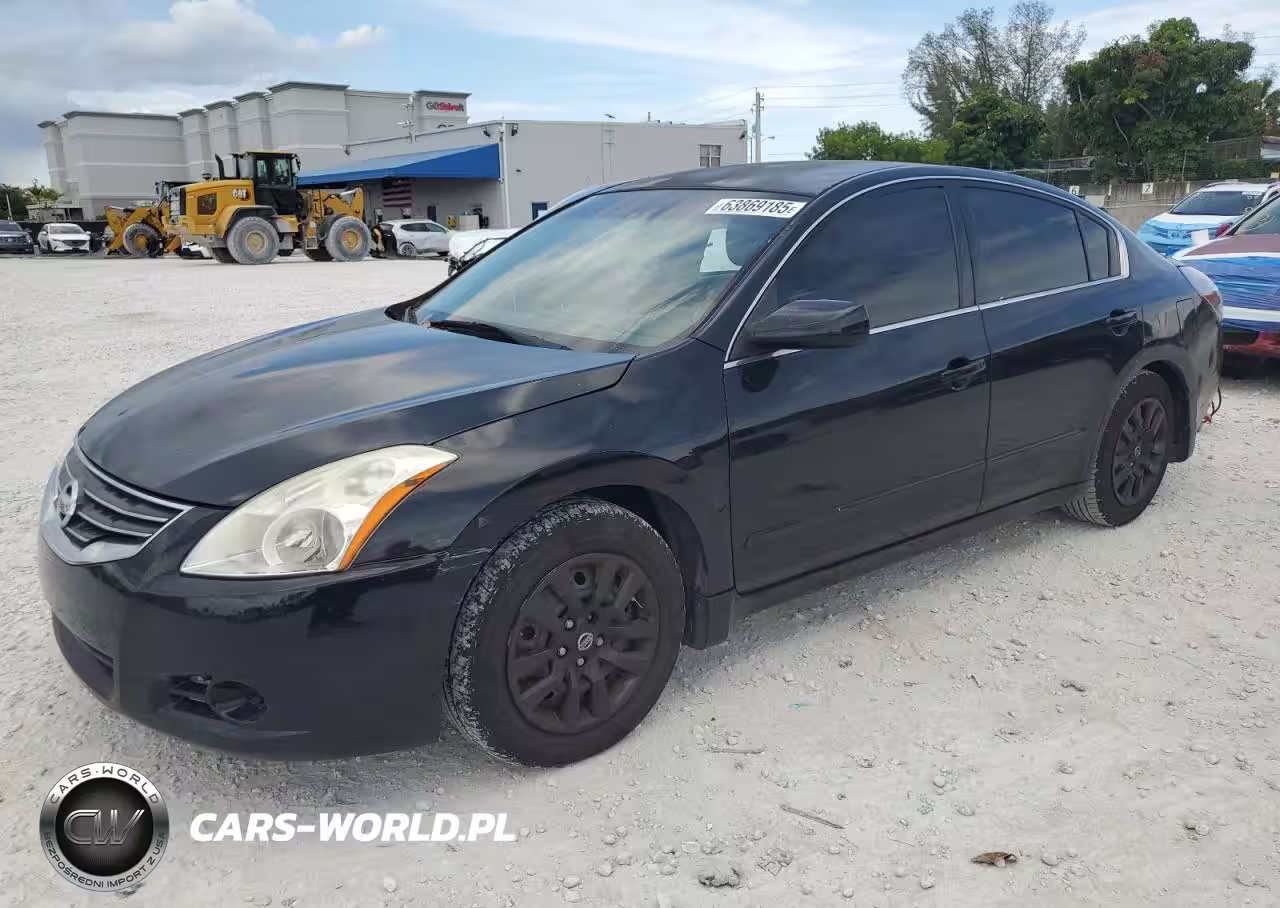 2011 Nissan Altima Base