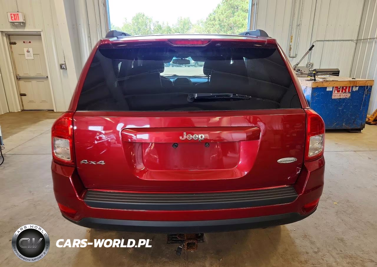 2012 Jeep Compass Latitude VIN:1C4NJDEB3CD572911 - 6