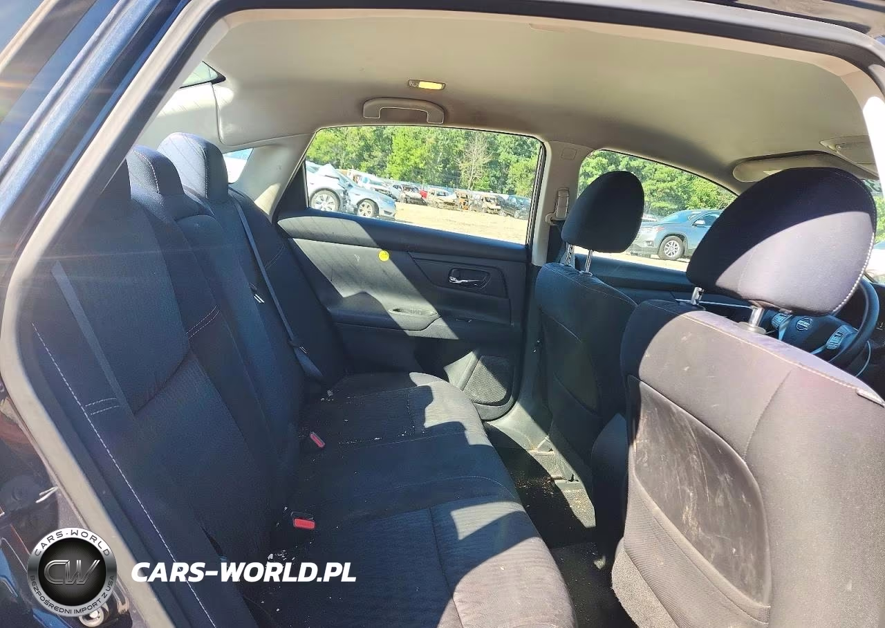 2018 Nissan Altima 2.5 S VIN:1N4AL3AP4JC127302 - 10