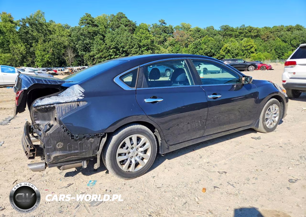 2018 Nissan Altima 2.5 S VIN:1N4AL3AP4JC127302 - 3