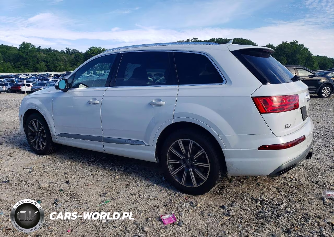 2017 Audi Q7 Premium Plus VIN:WA1LAAF74HD006323 - 2