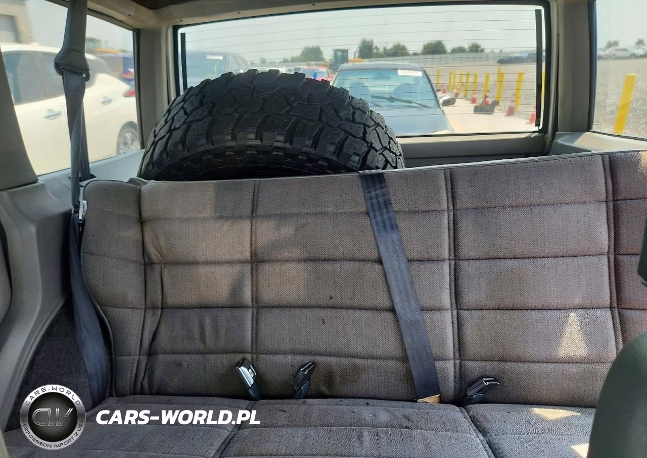 1993 Jeep Cherokee Sport VIN:1J4FJ68S5PL629062 - 10