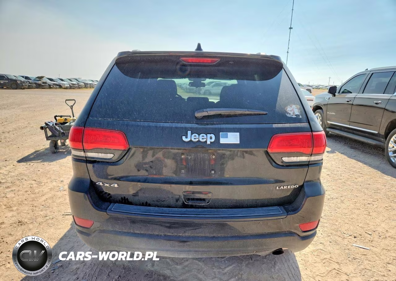 2015 Jeep Grand Cherokee Laredo VIN:1C4RJFAG6FC737956 - 6