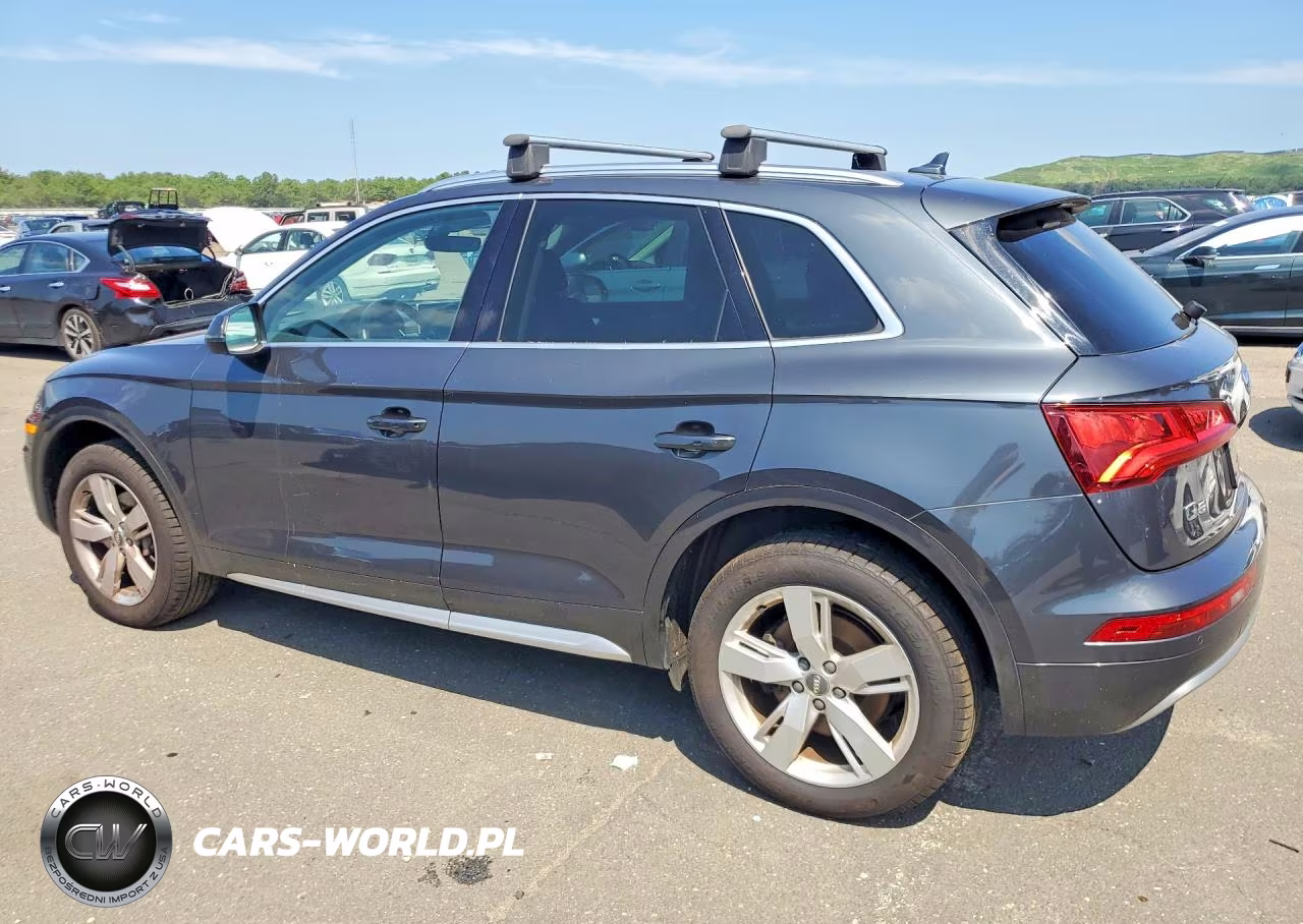 2018 Audi Q5 Premium Plus VIN:WA1BNAFY2J2211696 - 2