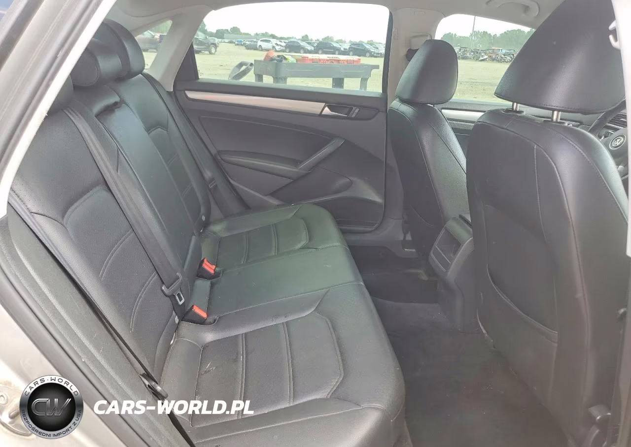 2014 Volkswagen Passat S VIN:1VWAT7A3XEC032857 - 10