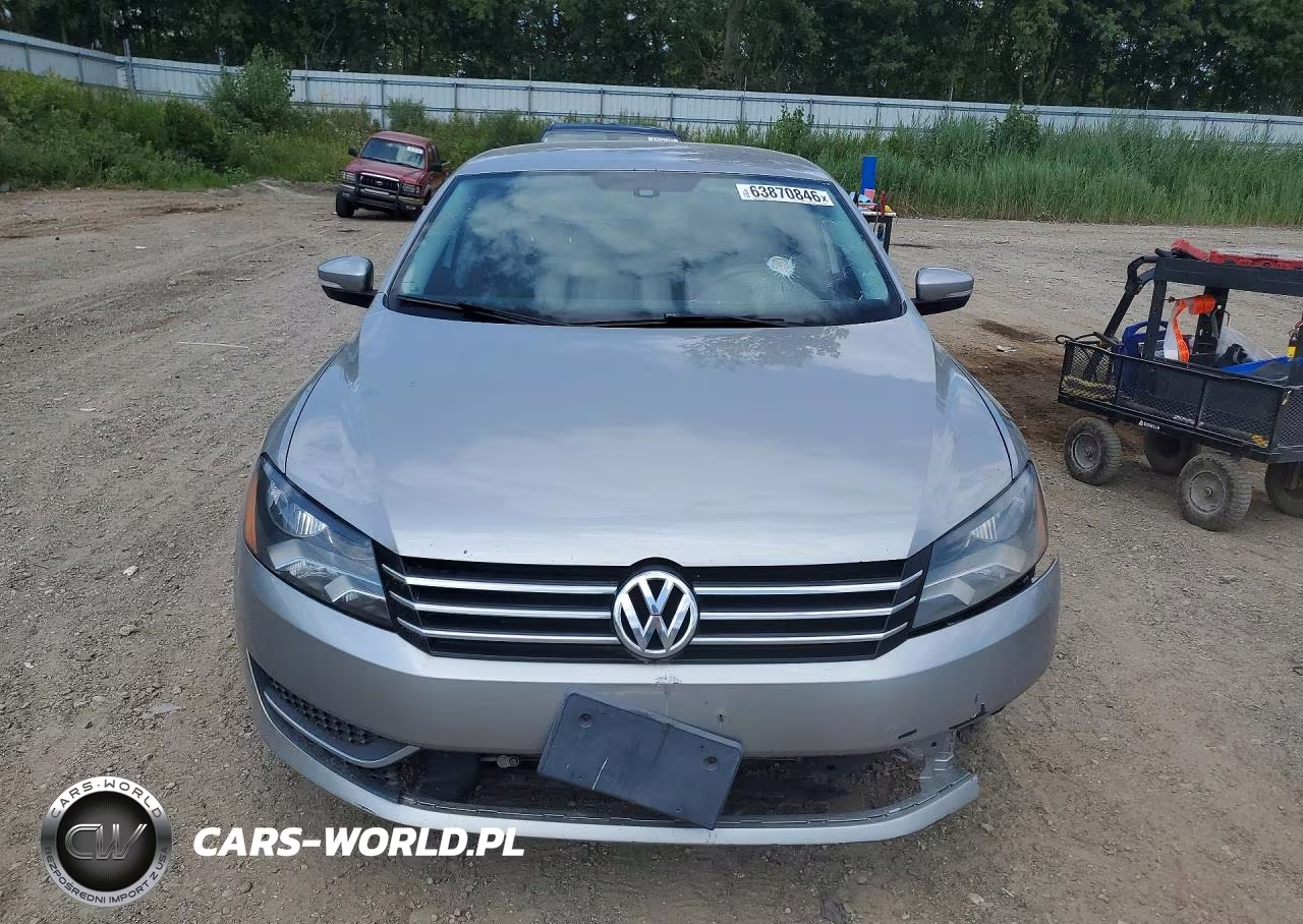 2014 Volkswagen Passat S VIN:1VWAT7A3XEC032857 - 5