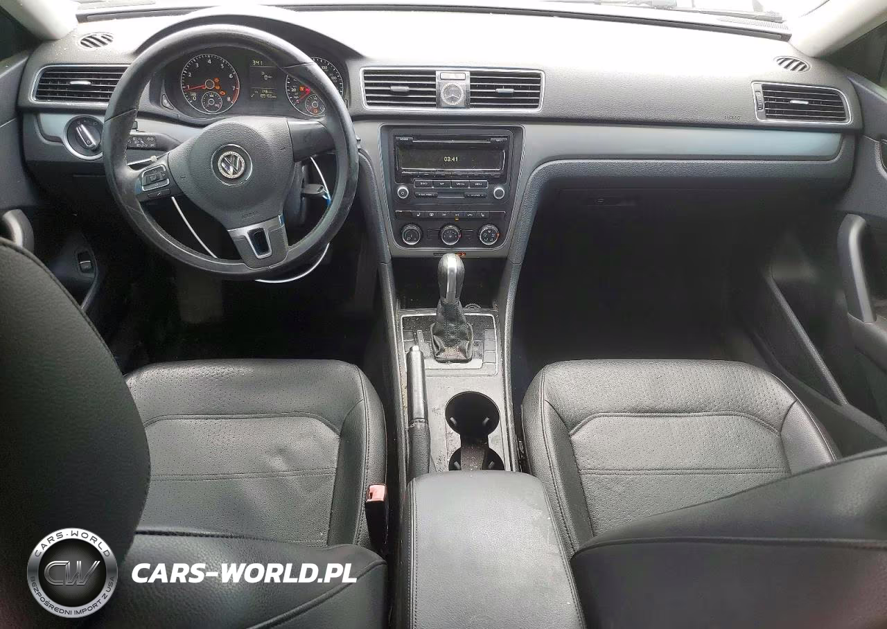 2014 Volkswagen Passat S VIN:1VWAT7A3XEC032857 - 8