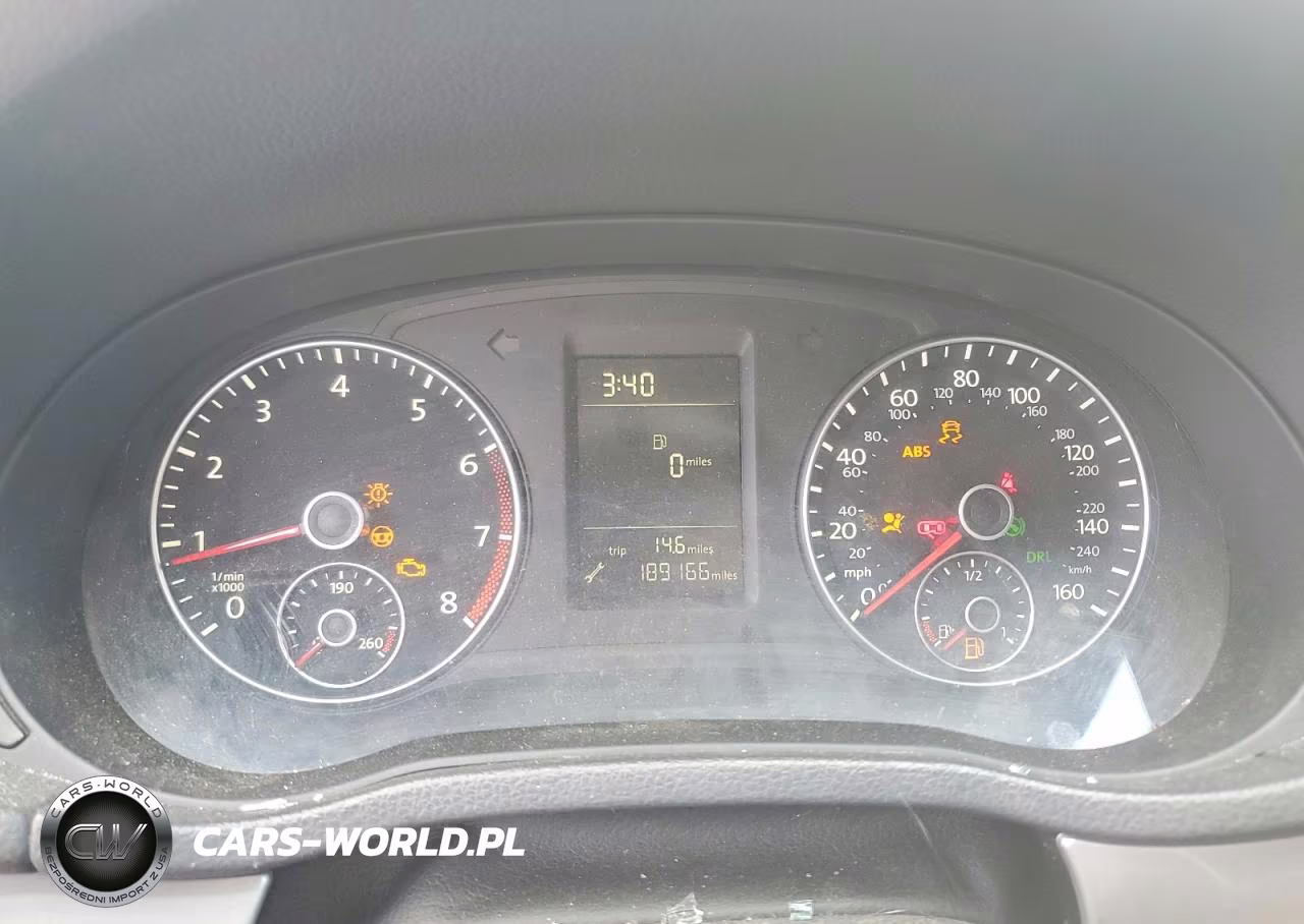 2014 Volkswagen Passat S VIN:1VWAT7A3XEC032857 - 9