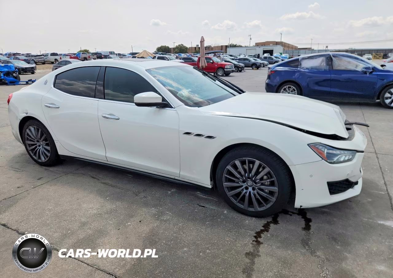 2020 Maserati Ghibli VIN:ZAM57XSA7L1344418 - 4