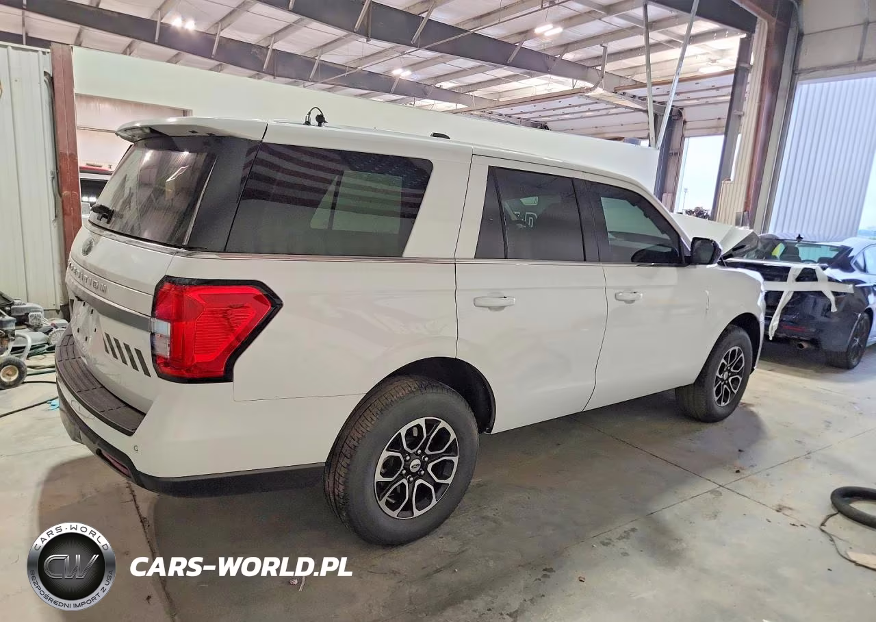 2024 Ford Expedition Xl VIN:1FMJU1G86REA87263 - 3