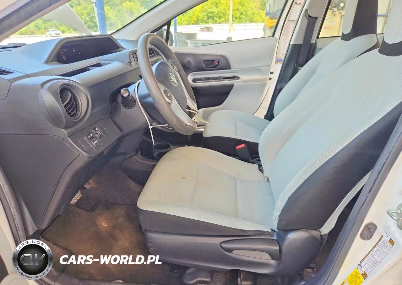 2012 Toyota Prius C One VIN:JTDKDTB37C1522287 - 7