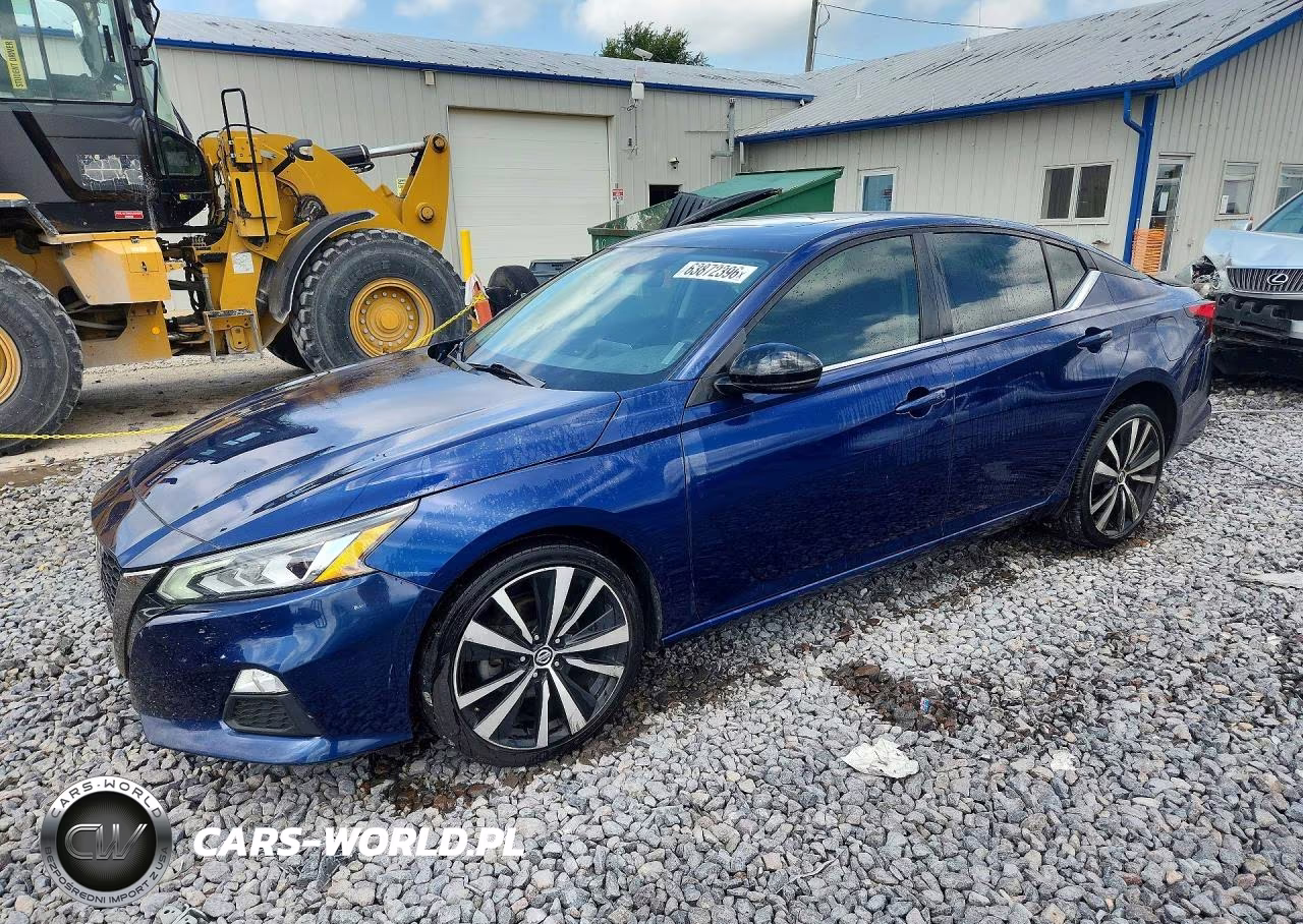2019 Nissan Altima Sr – zdjęcie 1 z 12