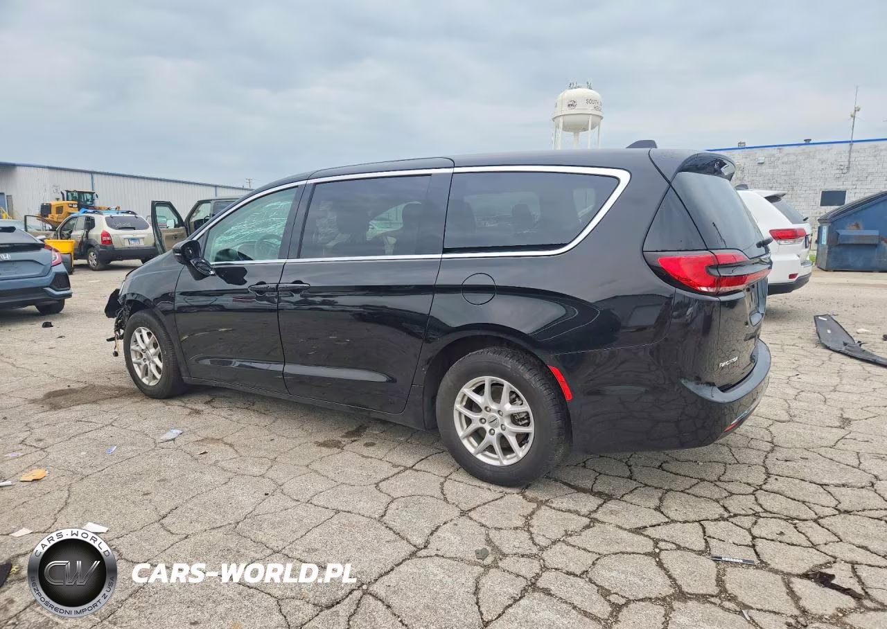 2024 Chrysler Pacifica Touring L VIN:2C4RC1BG6RR133265 - 2