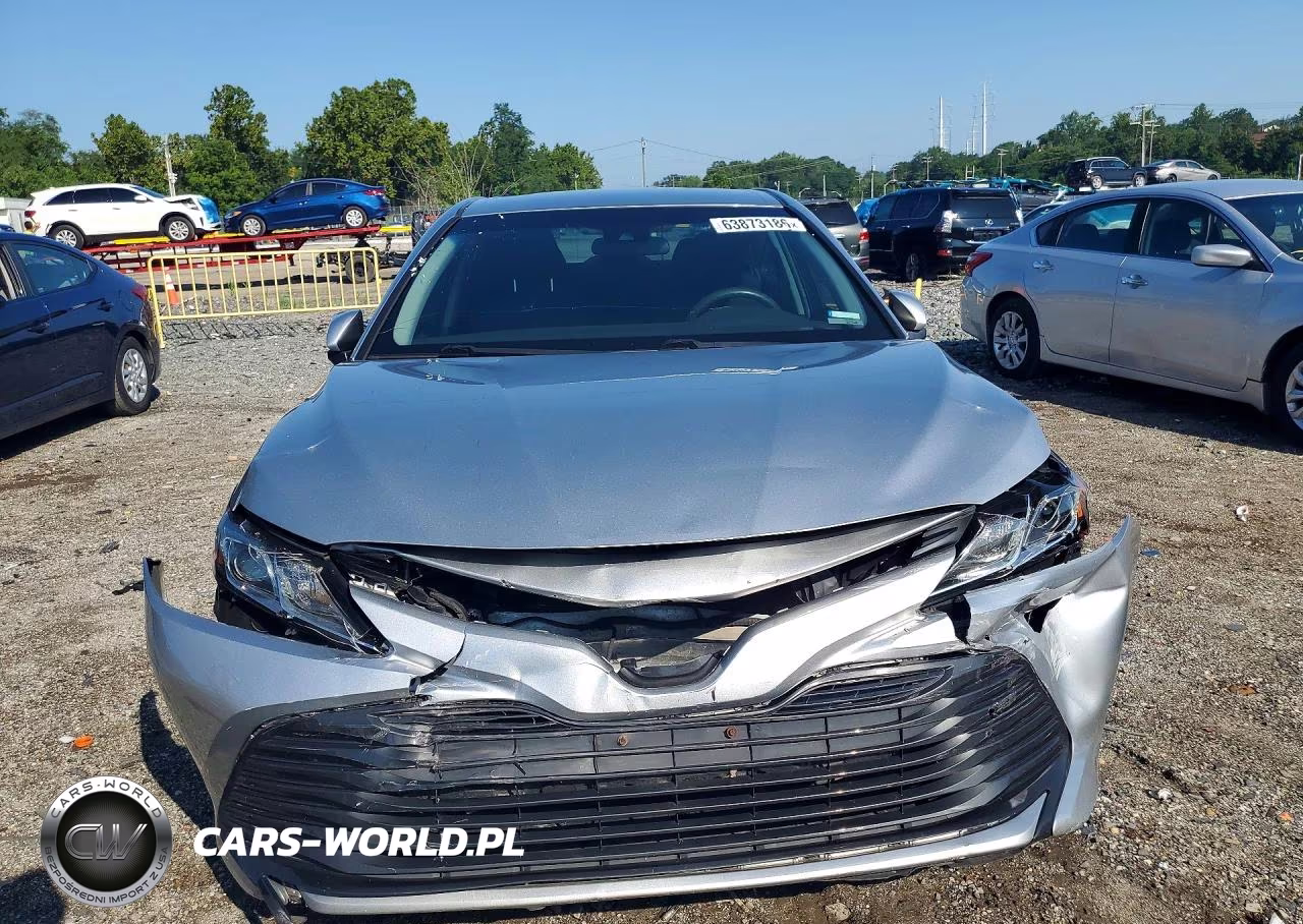 2018 Toyota Camry VIN:4T1B11HK7JU609075 - 5