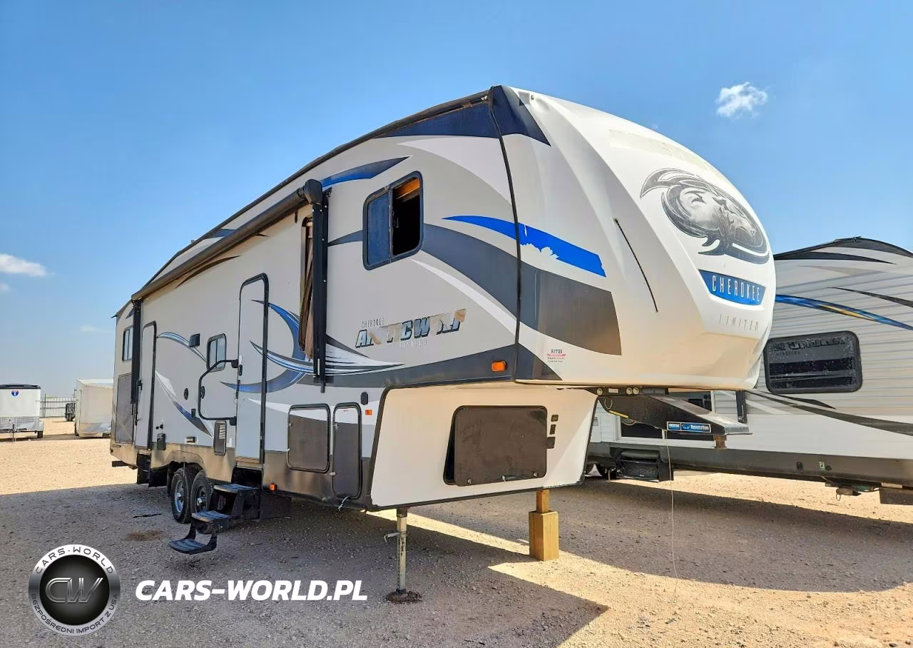 2018 Forest River Arctic Wolf Camper