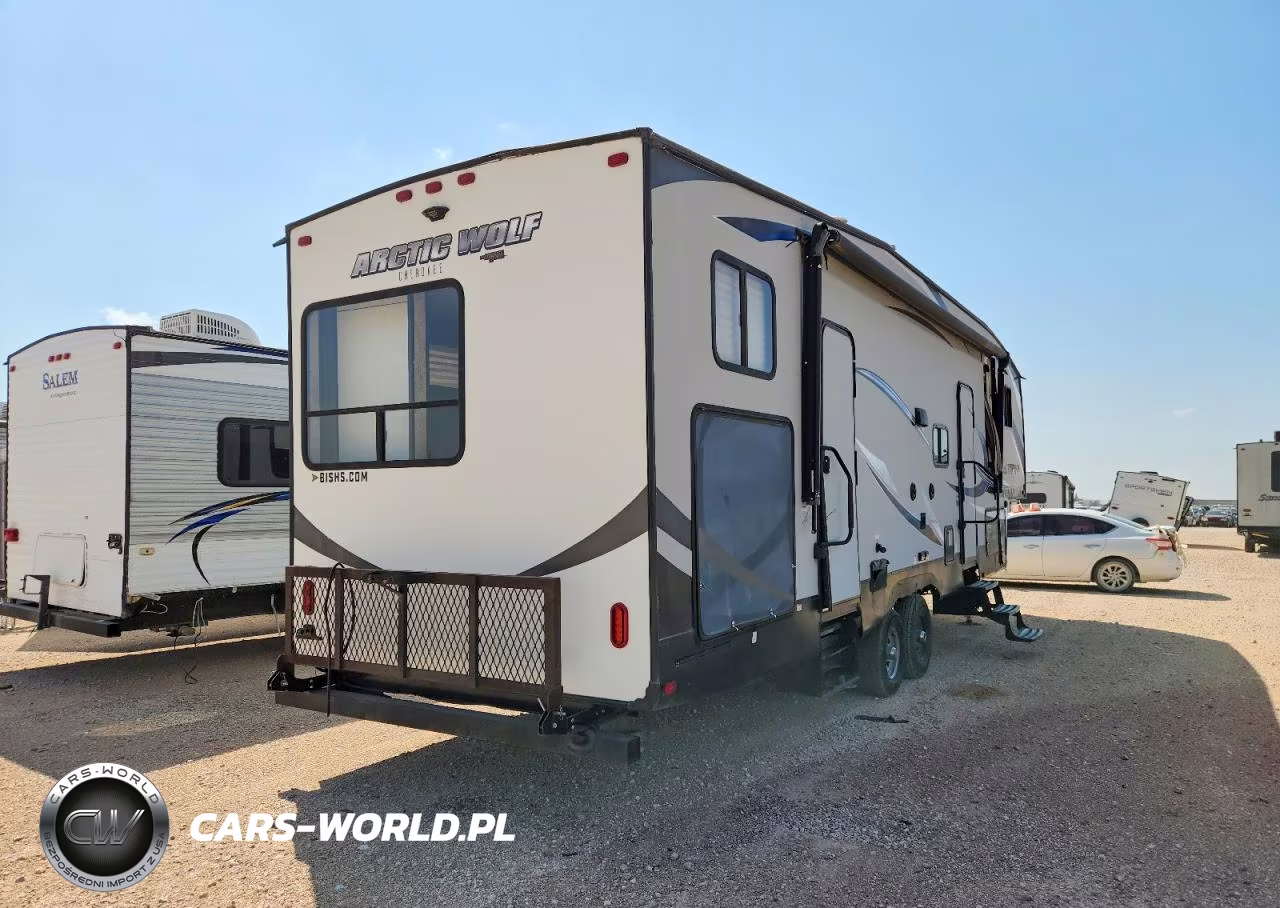 2018 Forest River Arctic Wolf Camper VIN:5ZT3CKXB7J2700593 - 4