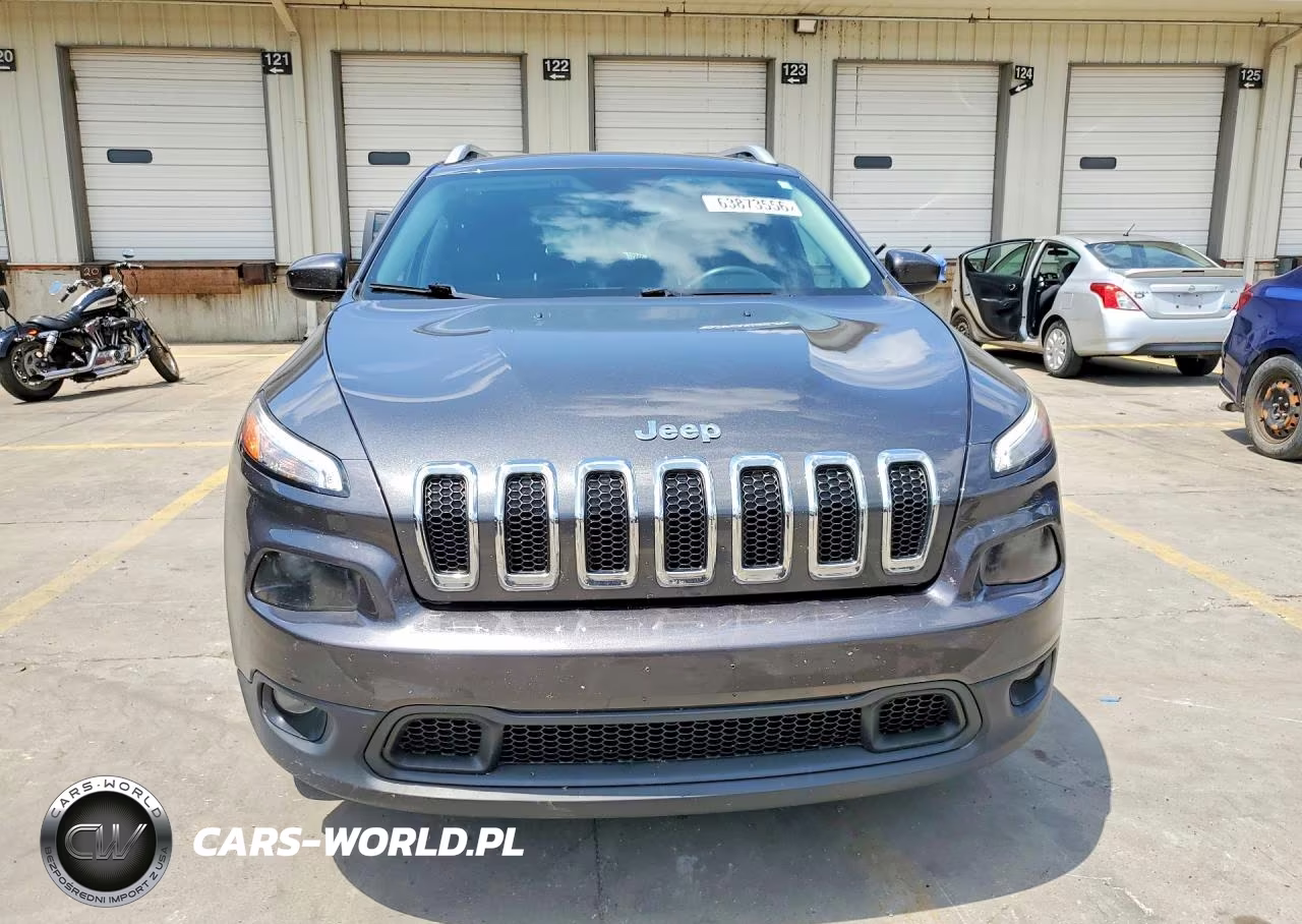 2015 Jeep Cherokee Latitude VIN:1C4PJMCB3FW789573 - 5