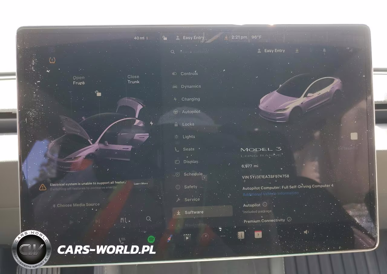 2025 Tesla Model 3 VIN:5YJ3E1EA3SF974758 - 9
