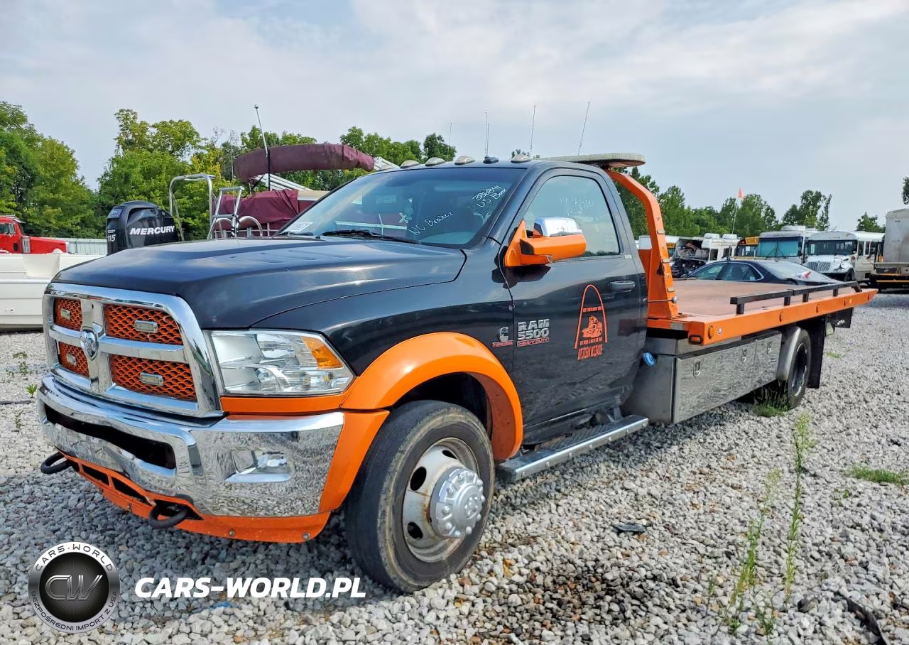 2018 Ram 5500 VIN:3C7WRNDL9JG386841 - 1