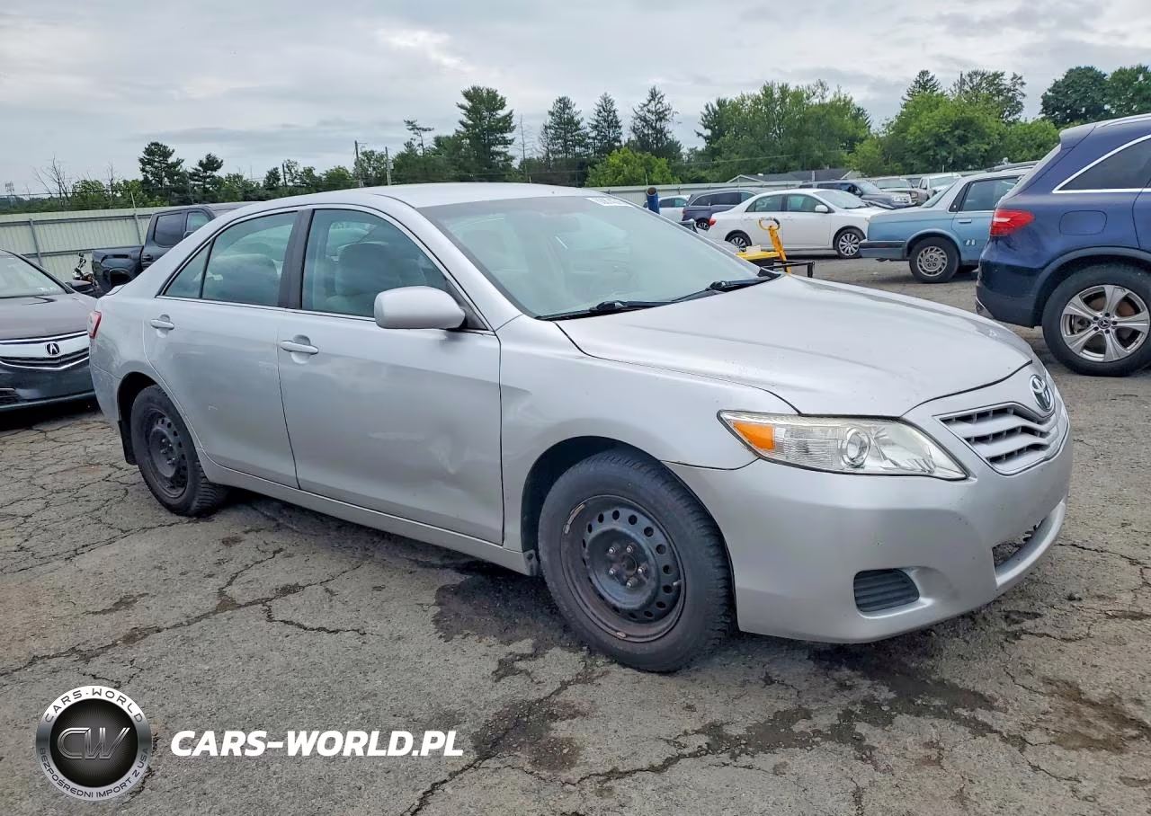 2011 Toyota Camry Le VIN:4T1BF3EKXBU171722 - 4