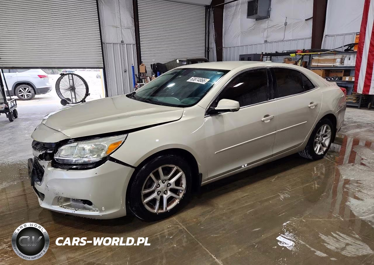 2015 Chevrolet Malibu 1Lt VIN:1G11C5SL2FF135477 - 1