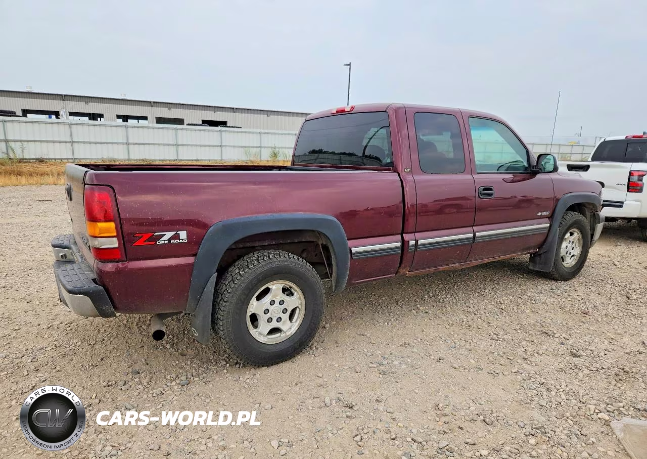 2001 Chevrolet Silverado K1500 VIN:2GCEK19T611266339 - 3
