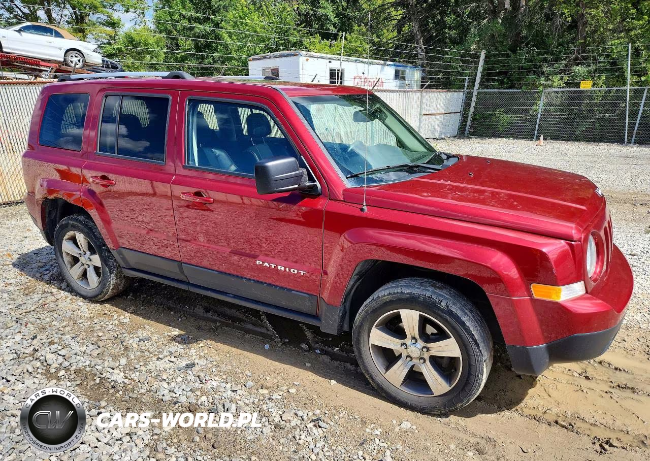 2008 Jeep Patriot Sport VIN:1J8FT28078D798947 - 4