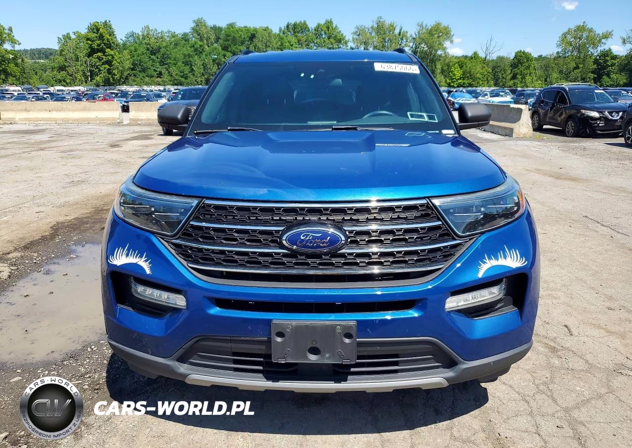 2020 Ford Explorer Xlt VIN:1FMSK8DHXLGA75104 - 5
