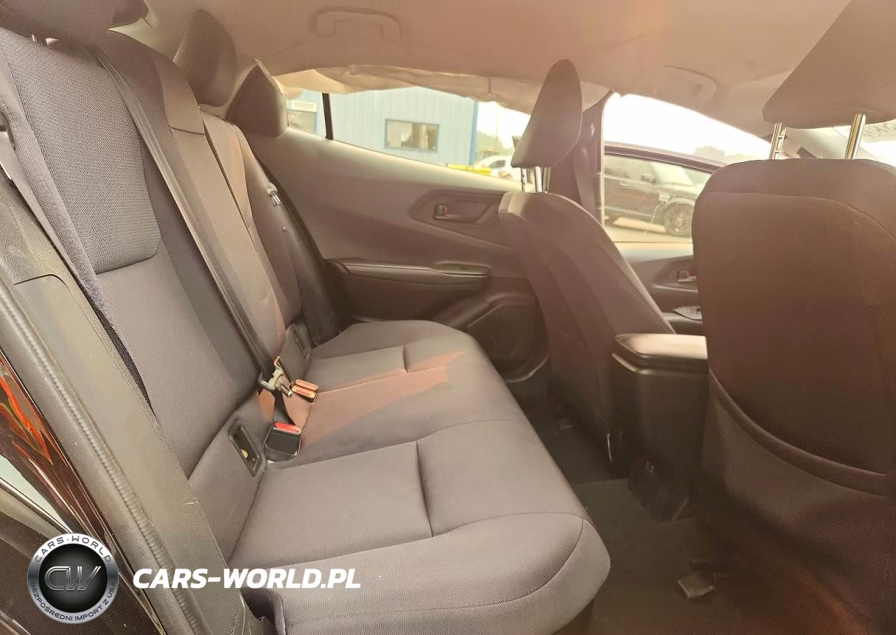 2025 Toyota Prius Le VIN:JTDACAAU1S3056954 - 10
