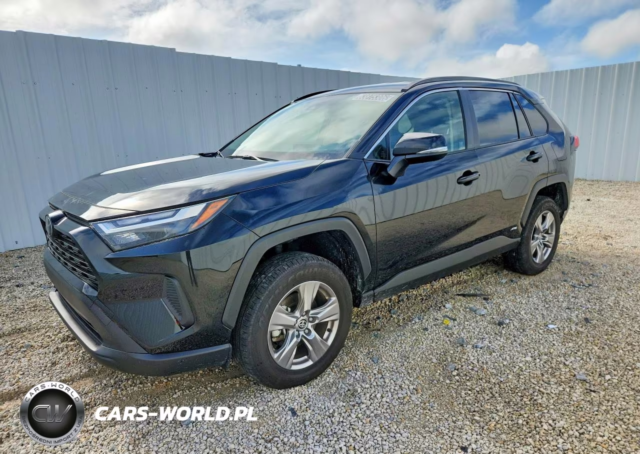 2025 Toyota Rav4 Le – zdjęcie 1 z 13
