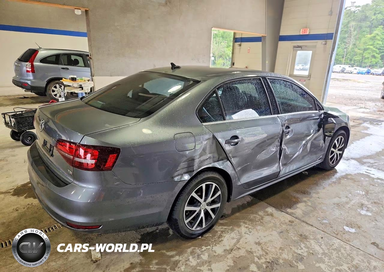 2018 Volkswagen Jetta Se VIN:3VWDB7AJ4JM246671 - 3