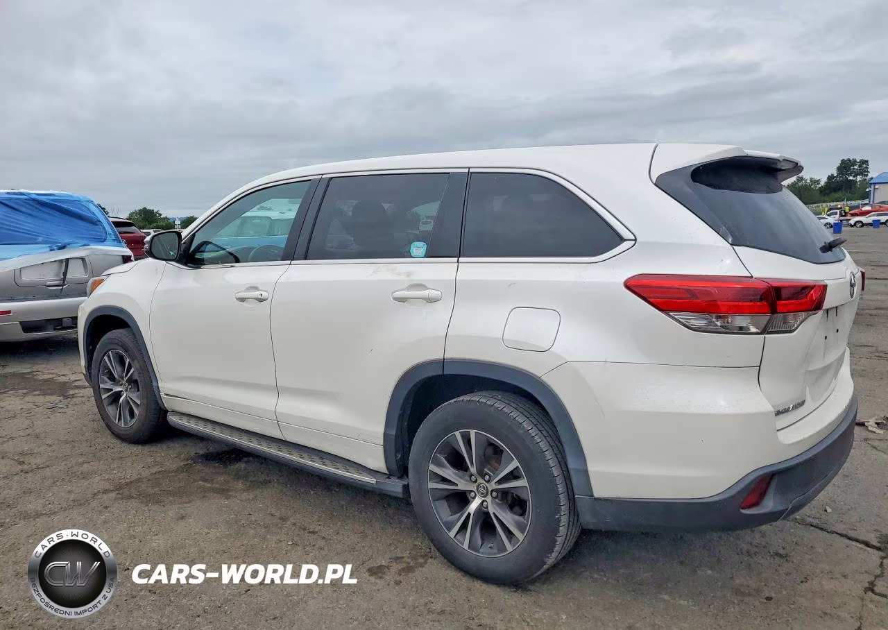2017 Toyota Highlander Le VIN:5TDZARFH1HS029795 - 2