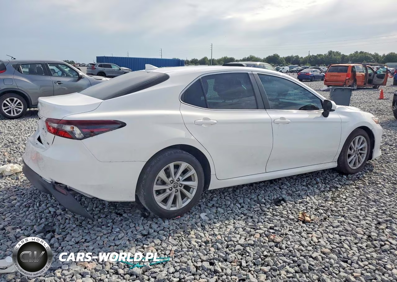 2022 Toyota Camry Le VIN:4T1C11AKXNU642415 - 3