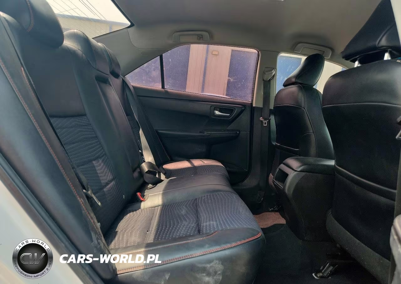 2015 Toyota Camry Se VIN:4T1BF1FKXFU934556 - 10